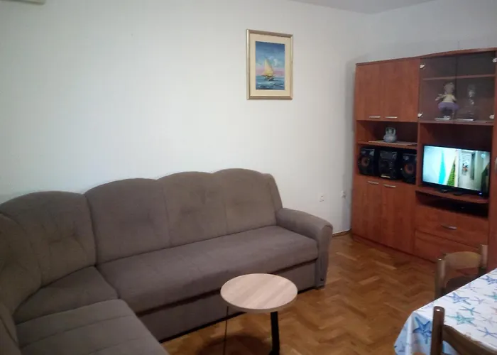 Apartament With Parking Space Rovanjska, Paklenica - 24348