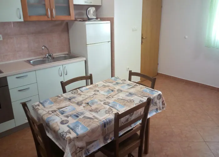Apartment With Parking Space Rovanjska, Paklenica - 24348 *