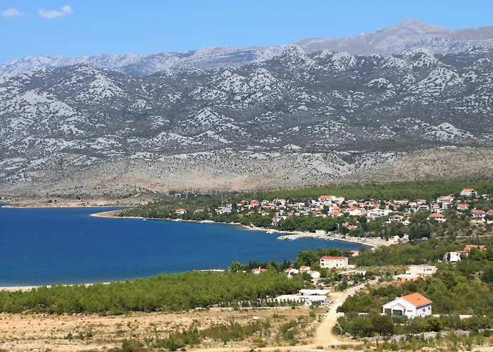 Apartament With Parking Space Rovanjska, Paklenica - 24348