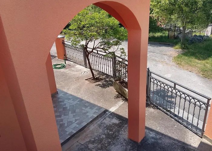 Apartament With Parking Space Rovanjska, Paklenica - 24348