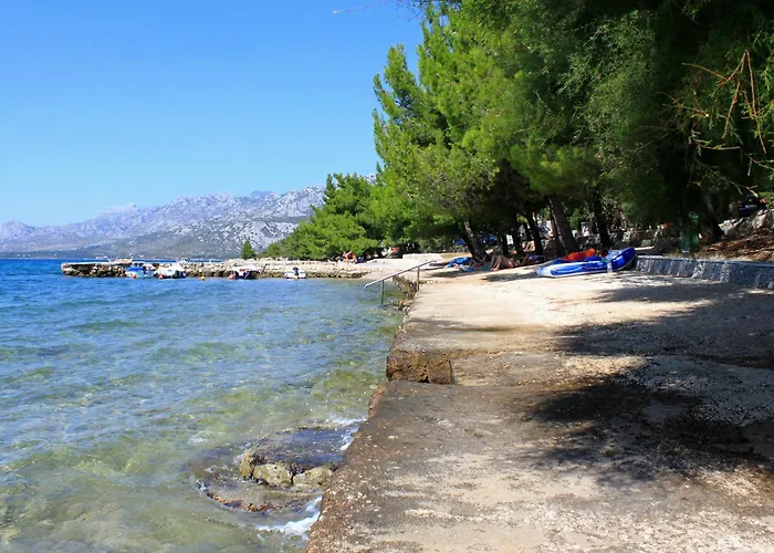 Apartament With Parking Space Rovanjska, Paklenica - 24348 Jasenice (Zadar)