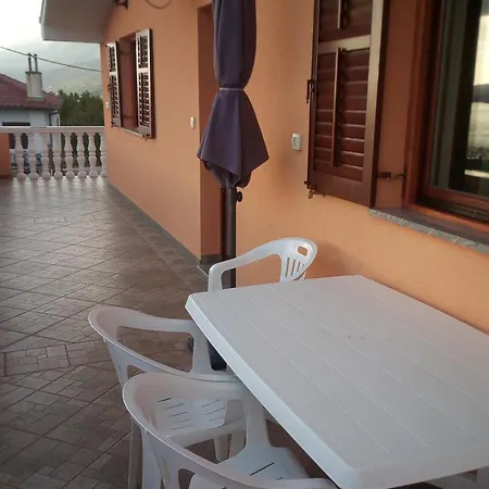 With Parking Space Rovanjska, Paklenica - 24348 Ясенице