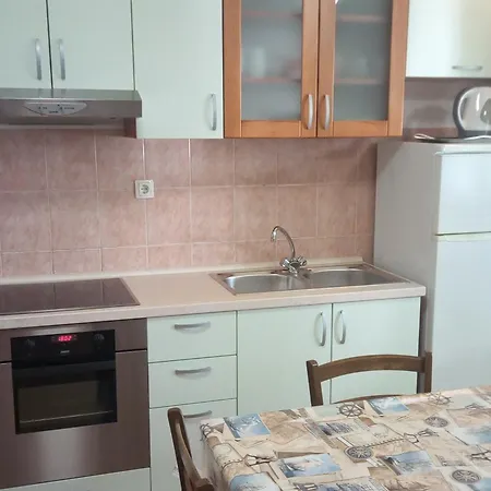 With Parking Space Rovanjska, Paklenica - 24348 Апартаменты *